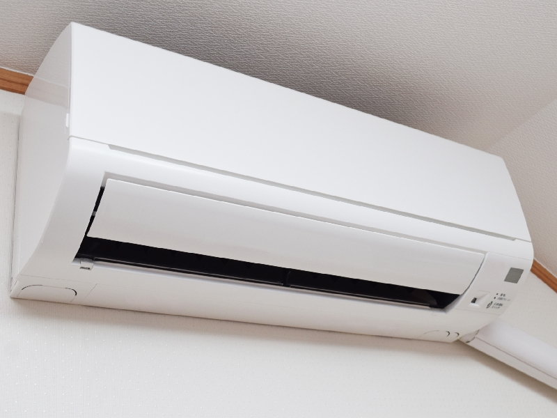 業務用エアコン、家庭用ルームエアコン取り付け工事